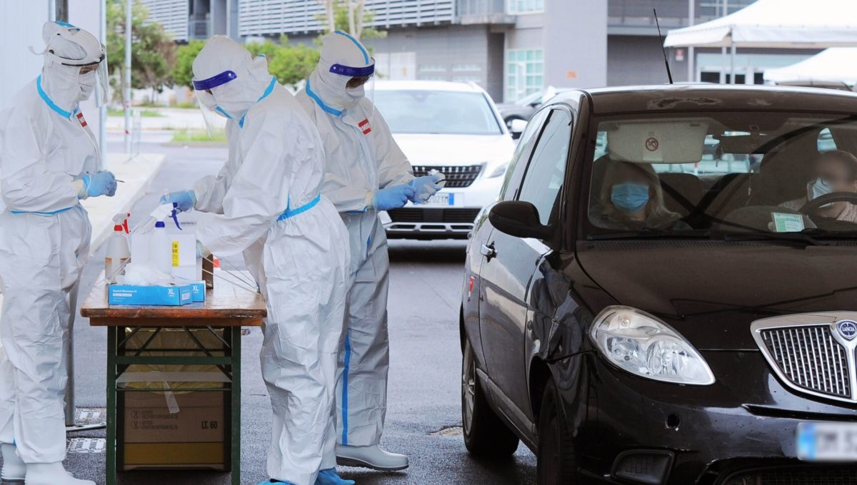 Vaccini drive through